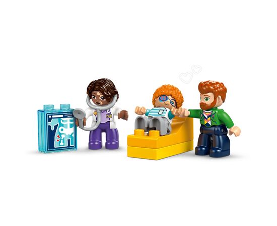 Конструктор LEGO DUPLO Town Впервые: визит к врачу (10449), изображение 4 Конструктор LEGO DUPLO Town Впервые: визит к врачу (10449), изображение 4