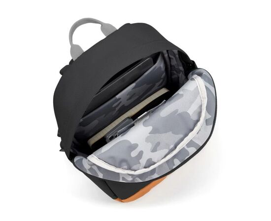 Рюкзак туристический Pacsafe Go 15L чорний (35110130), изображение 3 Рюкзак туристический Pacsafe Go 15L чорний (35110130), изображение 3