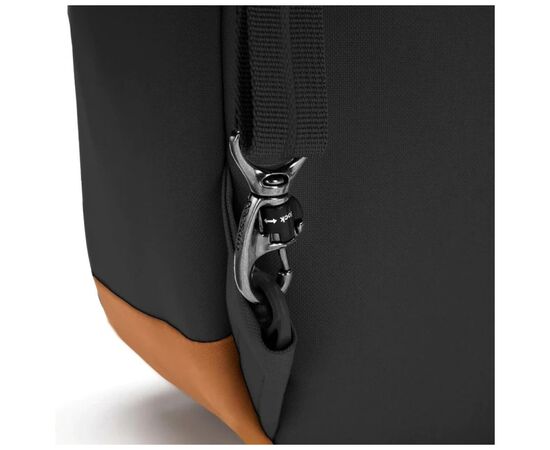 Рюкзак туристический Pacsafe Go 15L чорний (35110130), изображение 6 Рюкзак туристический Pacsafe Go 15L чорний (35110130), изображение 6