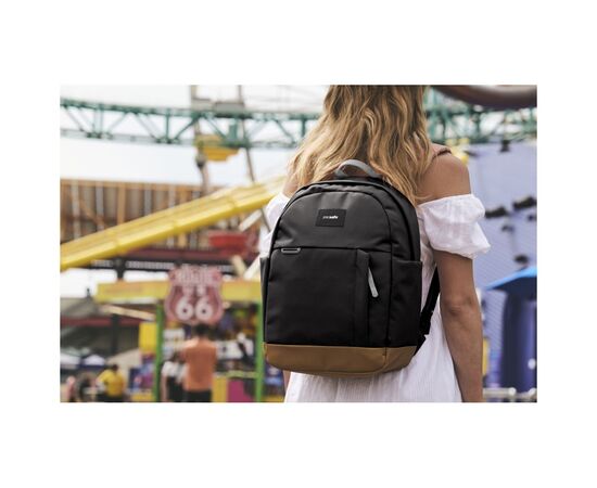 Рюкзак туристический Pacsafe Go 15L чорний (35110130), изображение 9 Рюкзак туристический Pacsafe Go 15L чорний (35110130), изображение 9