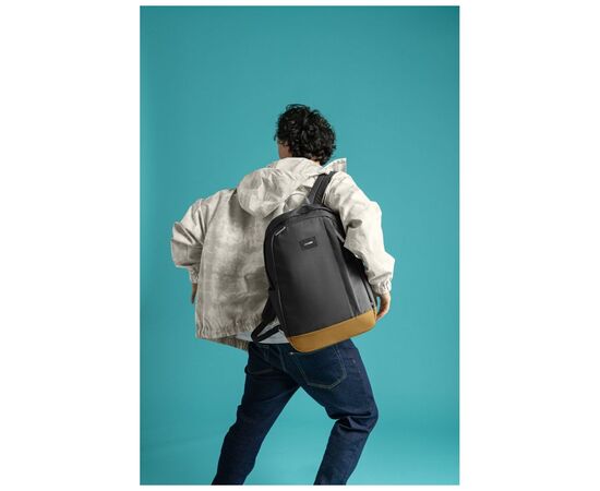 Рюкзак туристический Pacsafe Go 25L чорний/помаранчевий (35115130), изображение 9 Рюкзак туристический Pacsafe Go 25L чорний/помаранчевий (35115130), изображение 9