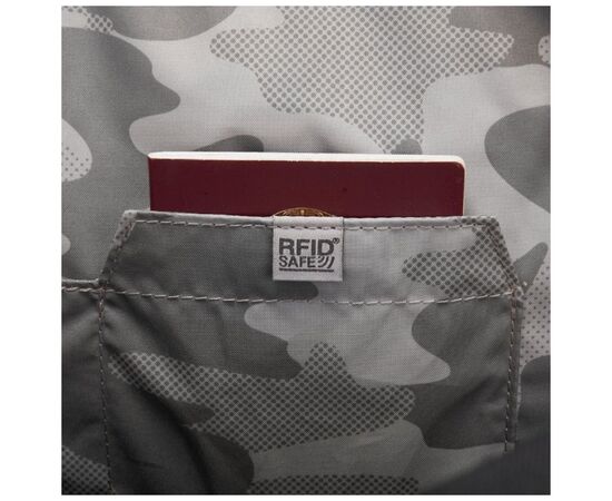 Рюкзак туристический Pacsafe Go 25L чорний (35115100), изображение 6 Рюкзак туристический Pacsafe Go 25L чорний (35115100), изображение 6