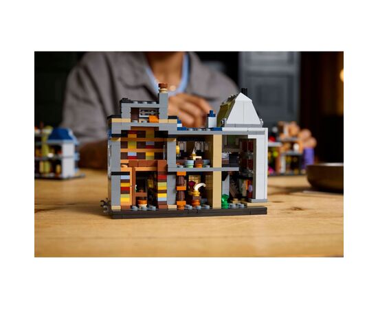 Конструктор LEGO Harry Potter Аллея Диагон. Колдовские магазины (76444), изображение 12 Конструктор LEGO Harry Potter Аллея Диагон. Колдовские магазины (76444), изображение 12
