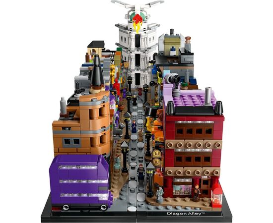 Конструктор LEGO Harry Potter Аллея Диагон. Колдовские магазины (76444), изображение 5 Конструктор LEGO Harry Potter Аллея Диагон. Колдовские магазины (76444), изображение 5