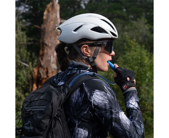 Рюкзак туристичний Naturehike для велоспорту CNK2300BB011 чорний (6976023923173), зображення 4 Рюкзак туристичний Naturehike для велоспорту CNK2300BB011 чорний (6976023923173), зображення 4