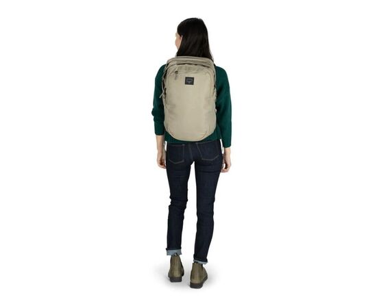 Рюкзак туристический Osprey Aoede Airspeed Backpack 20 tan concrete O/S (009.3445), изображение 11 Рюкзак туристический Osprey Aoede Airspeed Backpack 20 tan concrete O/S (009.3445), изображение 11