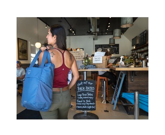 Рюкзак туристический Osprey Daylite Tote Pack wild blossom print/alkaline - O/S - синій (009.3624), изображение 5 Рюкзак туристический Osprey Daylite Tote Pack wild blossom print/alkaline - O/S - синій (009.3624), изображение 5