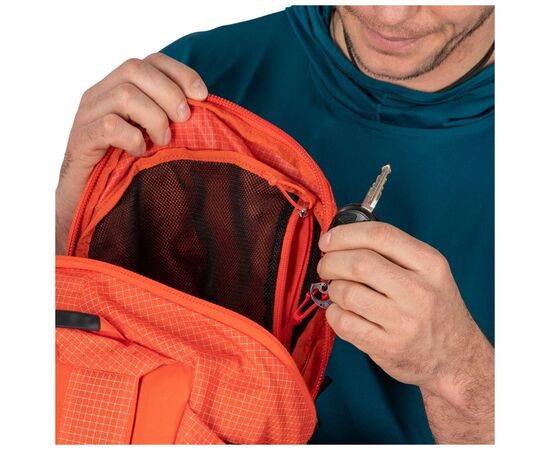 Рюкзак туристичний Osprey Mutant 22 mars orange O/S (009.3110), зображення 6 Рюкзак туристичний Osprey Mutant 22 mars orange O/S (009.3110), зображення 6