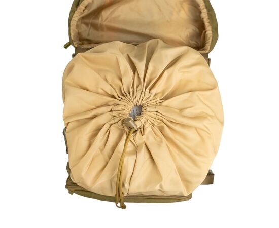 Рюкзак туристический Tramp Defender 100л sandstone (UTRP-053-sandstone), изображение 6 Рюкзак туристический Tramp Defender 100л sandstone (UTRP-053-sandstone), изображение 6