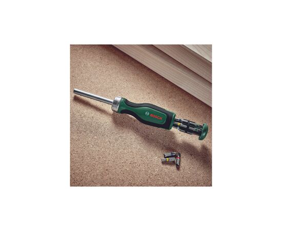 Набор отверток Bosch с трещоткой, 12 насадок, рукоятка PC+ABS+TPR, 207мм, сталь CrV (1.600.A03.2V0), изображение 2 Набор отверток Bosch с трещоткой, 12 насадок, рукоятка PC+ABS+TPR, 207мм, сталь CrV (1.600.A03.2V0), изображение 2