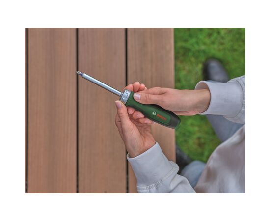 Отвертка Bosch с трещоткой, 205мм, сталь CrV (1.600.A02.Z99), изображение 2 Отвертка Bosch с трещоткой, 205мм, сталь CrV (1.600.A02.Z99), изображение 2