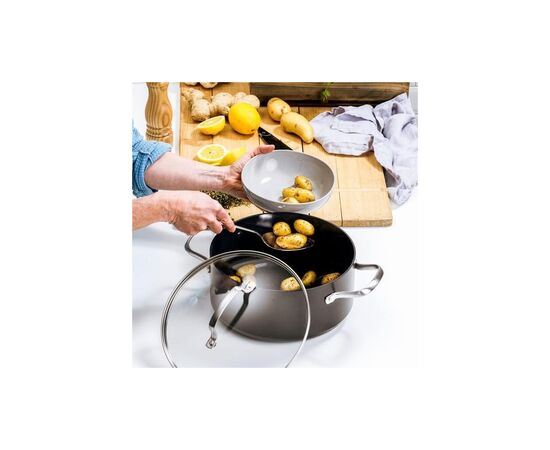 Кастрюля GreenPan Copenhagen, 20 см, 3,1 л (CC003345-001), изображение 5 Кастрюля GreenPan Copenhagen, 20 см, 3,1 л (CC003345-001), изображение 5