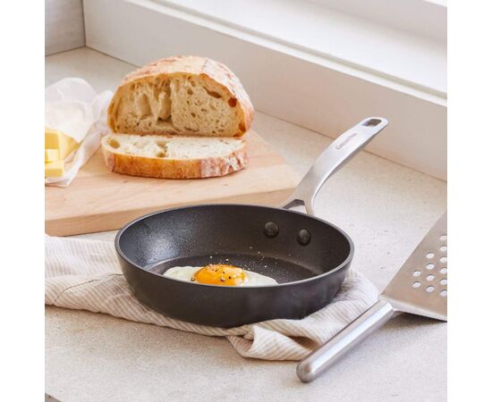 Сковорода GreenPan Copenhagen, 20 см з керамічним покриттям (CC003107-001), изображение 4 Сковорода GreenPan Copenhagen, 20 см з керамічним покриттям (CC003107-001), изображение 4