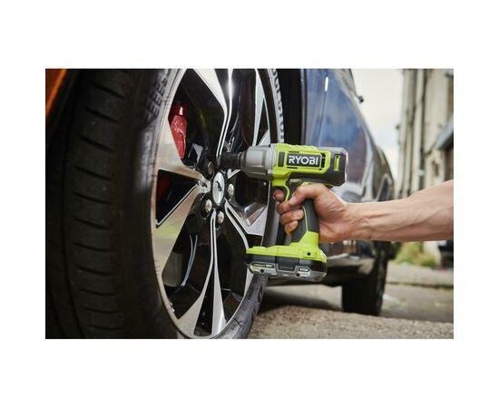Гайковерт Ryobi ONE+ ударный RIW18-1C20SA3, 18V, 2Ah, 2600 об/мин. 800 Нм, 1/2" 3 шв, сумка (5133005664), изображение 6 Гайковерт Ryobi ONE+ ударный RIW18-1C20SA3, 18V, 2Ah, 2600 об/мин. 800 Нм, 1/2" 3 шв, сумка (5133005664), изображение 6