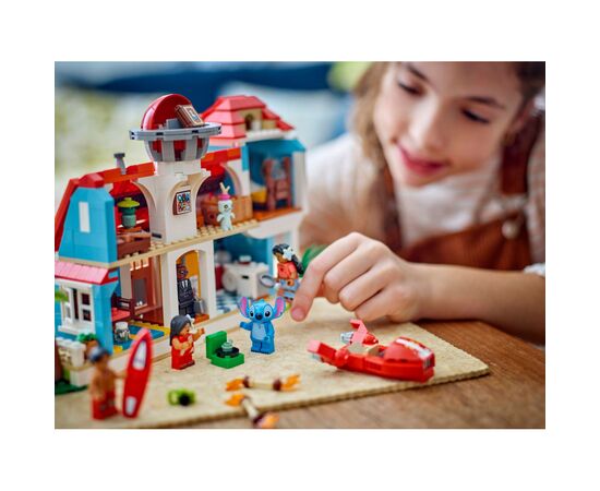 Конструктор LEGO Disney Classic Пляжный дом Лило и Стич (43268), изображение 9 Конструктор LEGO Disney Classic Пляжный дом Лило и Стич (43268), изображение 9