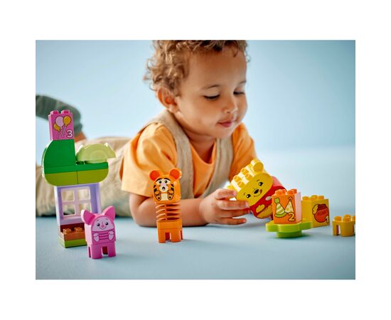 Конструктор LEGO DUPLO Disney День рождения Винни Пуха (10457), изображение 5 Конструктор LEGO DUPLO Disney День рождения Винни Пуха (10457), изображение 5