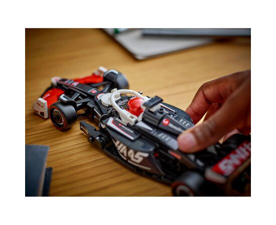 Конструктор LEGO Speed Champions Автомобиль для гонок MoneyGram Haas F1 Team VF-24 (77250), изображение 9 Конструктор LEGO Speed Champions Автомобиль для гонок MoneyGram Haas F1 Team VF-24 (77250), изображение 9
