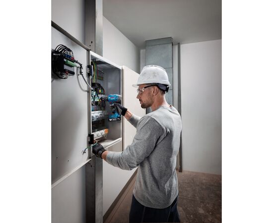 Шуруповерт Bosch GSB 183-LI 18V, 2х2Ah, 21-56Нм, 374-1815 об/хв, кейс, 1.2кг (0.601.9K9.100), зображення 2 Шуруповерт Bosch GSB 183-LI 18V, 2х2Ah, 21-56Нм, 374-1815 об/хв, кейс, 1.2кг (0.601.9K9.100), зображення 2