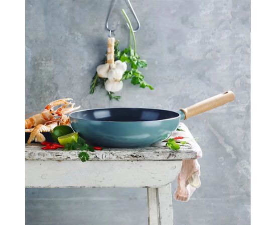 Сковорода GreenPan Mayflower Вок 28 см, 3,6 л з керамічним покриттям, блакитний (CC001683-001), изображение 2 Сковорода GreenPan Mayflower Вок 28 см, 3,6 л з керамічним покриттям, блакитний (CC001683-001), изображение 2