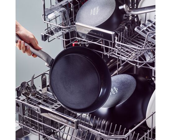 Сотейник GreenPan Evolution з кришкою 26 см, 3,7 л (CC007086-001), изображение 6 Сотейник GreenPan Evolution з кришкою 26 см, 3,7 л (CC007086-001), изображение 6
