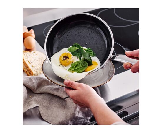 Сковорода GreenPan Premiere, 20 см з керамічним покриттям (CC003816-001), изображение 6 Сковорода GreenPan Premiere, 20 см з керамічним покриттям (CC003816-001), изображение 6