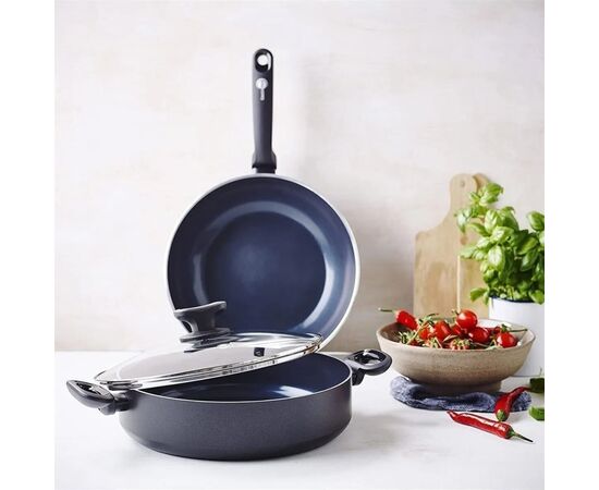 Сотейник GreenPan Torino з кришкою 28 см, 4,2 л (CC001694-001), изображение 9 Сотейник GreenPan Torino з кришкою 28 см, 4,2 л (CC001694-001), изображение 9