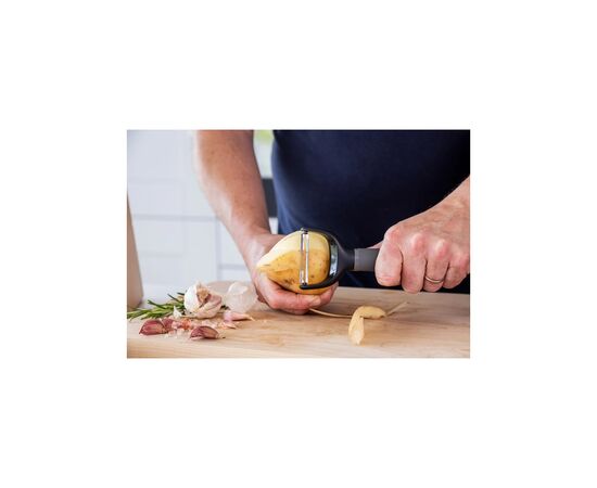 Овощечистка KitchenAid Coreline, горизонтальна 18,8 см, сірий (KAS145OHCGG), изображение 10 Овощечистка KitchenAid Coreline, горизонтальна 18,8 см, сірий (KAS145OHCGG), изображение 10