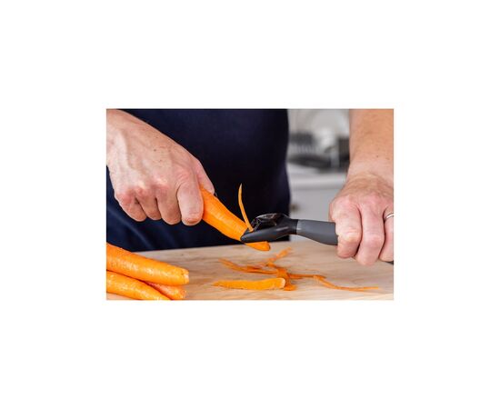 Овощечистка KitchenAid Coreline, горизонтальна 18,8 см, сірий (KAS145OHCGG), изображение 9 Овощечистка KitchenAid Coreline, горизонтальна 18,8 см, сірий (KAS145OHCGG), изображение 9