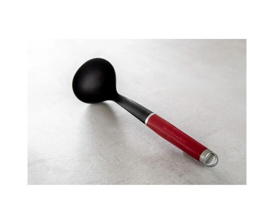 Половник KitchenAid Coreline, 32,8 см, червоний (KAG006OHERE), изображение 7 Половник KitchenAid Coreline, 32,8 см, червоний (KAG006OHERE), изображение 7