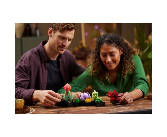 Конструктор LEGO Botanicals Сукуленти (10309-), зображення 10 Конструктор LEGO Botanicals Сукуленти (10309-), зображення 10