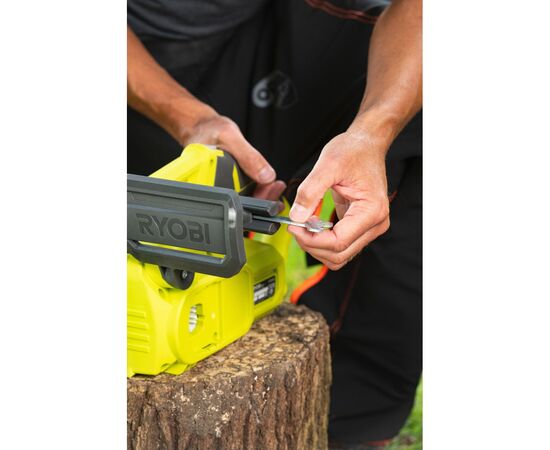Цепная пила Ryobi RY18CS20A-125 ONE+, 18V, 2.5Ah (5133005415), изображение 6 Цепная пила Ryobi RY18CS20A-125 ONE+, 18V, 2.5Ah (5133005415), изображение 6