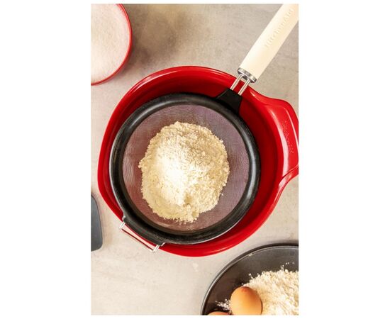 Сито KitchenAid Coreline 18 см кремовий (KAG161OHACE), изображение 4 Сито KitchenAid Coreline 18 см кремовий (KAG161OHACE), изображение 4