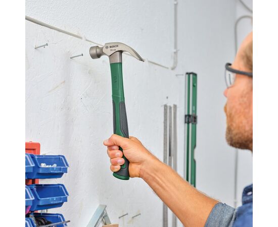 Молоток Bosch слесарный 450г 33см рукоятка стекловолокно (1.600.A02.ZA2), изображение 5 Молоток Bosch слесарный 450г 33см рукоятка стекловолокно (1.600.A02.ZA2), изображение 5