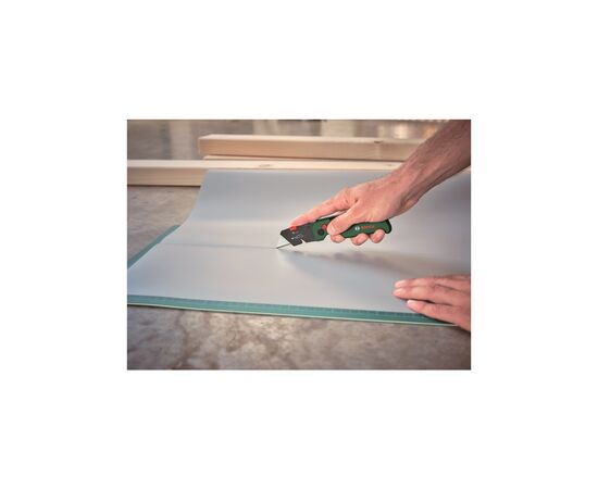 Нож монтажный Bosch строительный трапециевидный, корпус двухкомпонентный, 175x40x25мм (1.600.A03.2V7), изображение 6 Нож монтажный Bosch строительный трапециевидный, корпус двухкомпонентный, 175x40x25мм (1.600.A03.2V7), изображение 6