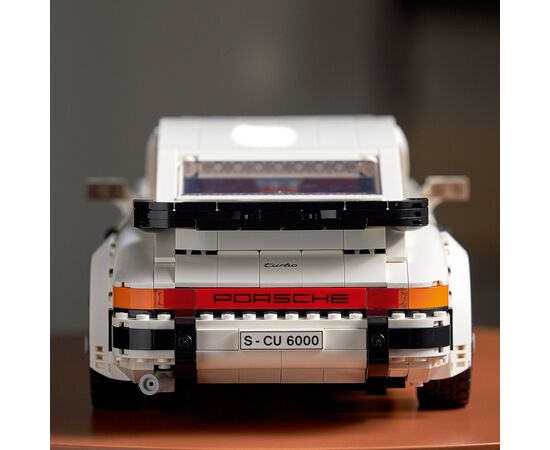 Конструктор LEGO Creator Porsche 911 (10295), изображение 7 Конструктор LEGO Creator Porsche 911 (10295), изображение 7