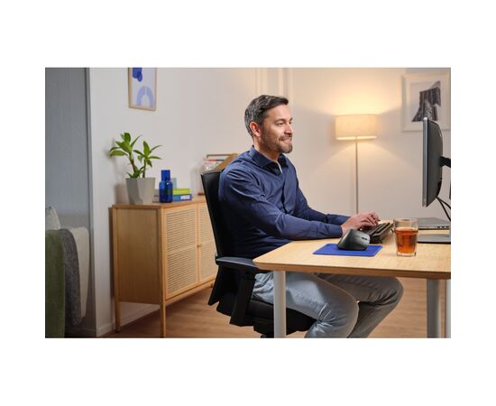 Мышка Trust Bayo + Ergonomic Wireless/Bluetooth Black (25146), изображение 7 Мышка Trust Bayo + Ergonomic Wireless/Bluetooth Black (25146), изображение 7