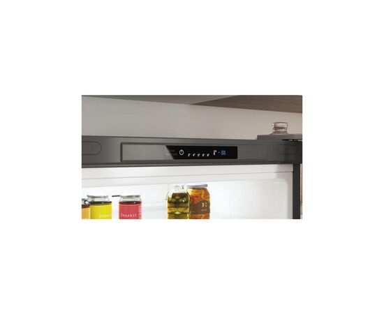 Холодильник Indesit INFC8TI21X0, изображение 8 Холодильник Indesit INFC8TI21X0, изображение 8