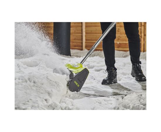 Снегоуборщик Ryobi ONE+ RY18ST25A-140, 18V, 4Ah, ширина 25см, выброс 6м, глубина 15см (5133006235), изображение 8 Снегоуборщик Ryobi ONE+ RY18ST25A-140, 18V, 4Ah, ширина 25см, выброс 6м, глубина 15см (5133006235), изображение 8