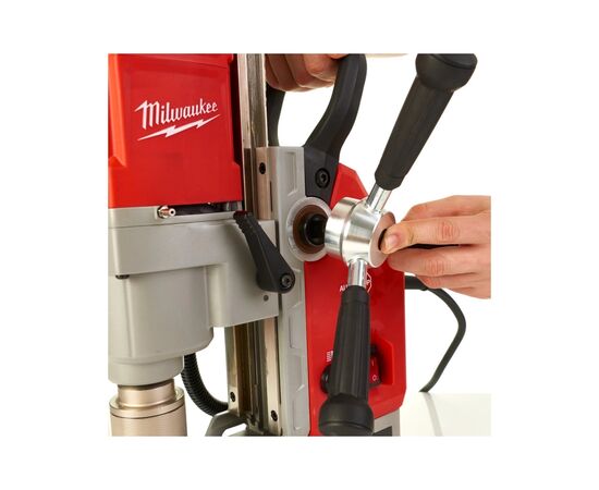 Дрель Milwaukee на магнитной станине, MDE 41, кейс (4933451015), изображение 6 Дрель Milwaukee на магнитной станине, MDE 41, кейс (4933451015), изображение 6