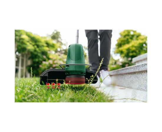 Тример садовий Bosch UniversalGrassCut 18V-26, 26см, 2.3кг (без АКБ та ЗП) (0.600.8C1.D04), зображення 4 Тример садовий Bosch UniversalGrassCut 18V-26, 26см, 2.3кг (без АКБ та ЗП) (0.600.8C1.D04), зображення 4