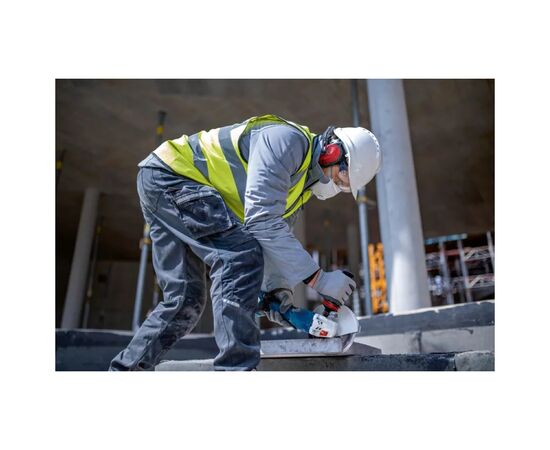 Шлифовальная машина Bosch GWS 182P 125 мм 18V, 2800-9000об/мин, 1.7кг (без АКБ и ЗУ) (0.601.9H6.L01), изображение 4 Шлифовальная машина Bosch GWS 182P 125 мм 18V, 2800-9000об/мин, 1.7кг (без АКБ и ЗУ) (0.601.9H6.L01), изображение 4