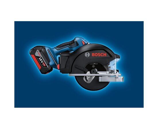 Дисковая пила Bosch GKM 18V-50, 18V, 2x5Ah, 136 мм, 4250 об/мин (0.601.6B8.002), изображение 7 Дисковая пила Bosch GKM 18V-50, 18V, 2x5Ah, 136 мм, 4250 об/мин (0.601.6B8.002), изображение 7