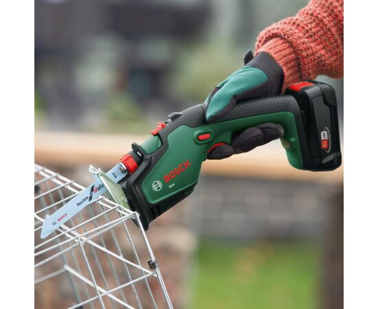 Сабельная пила Bosch KEO 18V, 2Ah, 80мм, ход 20мм (0.600.861.A00), изображение 4 Сабельная пила Bosch KEO 18V, 2Ah, 80мм, ход 20мм (0.600.861.A00), изображение 4