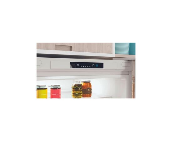 Холодильник Indesit INFC9TI22W, изображение 5 Холодильник Indesit INFC9TI22W, изображение 5