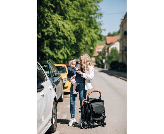 Коляска FreeON NANO Black (39180), изображение 2 Коляска FreeON NANO Black (39180), изображение 2