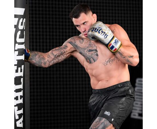 Боксерские перчатки Phantom Muay Thai Gold 14 унцій (PHBG2590-14), изображение 8 Боксерские перчатки Phantom Muay Thai Gold 14 унцій (PHBG2590-14), изображение 8