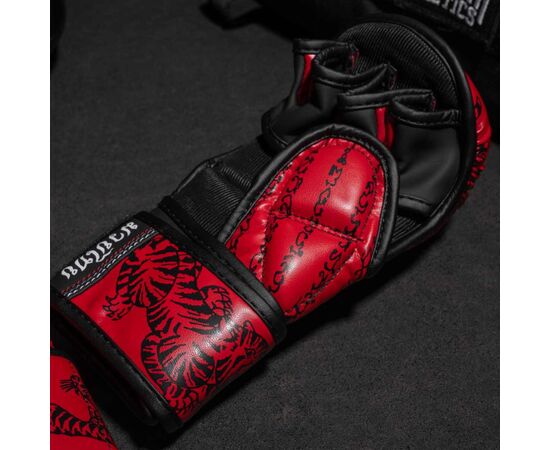 Перчатки для MMA Phantom Muay Thai Red S/M (PHMMAG2705-SM), изображение 6 Перчатки для MMA Phantom Muay Thai Red S/M (PHMMAG2705-SM), изображение 6