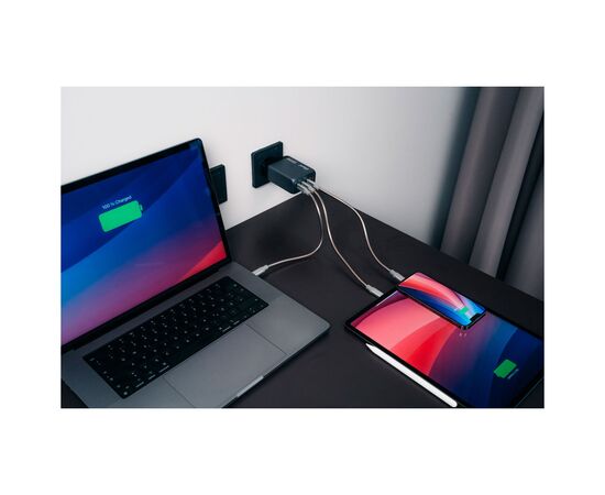 Зарядний пристрій Verbatim GaN 200 W 4 ports (2xUSB-C-100 W,USB-C-65 W /USB-A -3.0) (32204), зображення 7 Зарядний пристрій Verbatim GaN 200 W 4 ports (2xUSB-C-100 W,USB-C-65 W /USB-A -3.0) (32204), зображення 7
