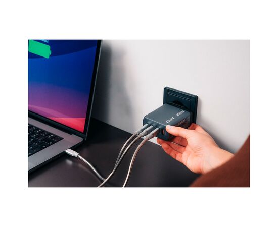 Зарядний пристрій Verbatim GaN 200 W 4 ports (2xUSB-C-100 W,USB-C-65 W /USB-A -3.0) (32204), зображення 8 Зарядний пристрій Verbatim GaN 200 W 4 ports (2xUSB-C-100 W,USB-C-65 W /USB-A -3.0) (32204), зображення 8