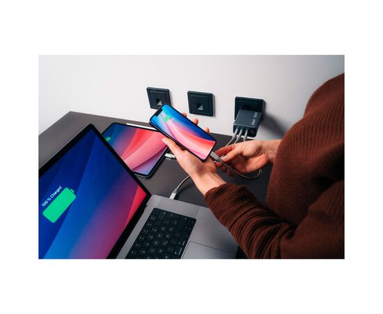 Зарядний пристрій Verbatim GaN 200 W 4 ports (2xUSB-C-100 W,USB-C-65 W /USB-A -3.0) (32204), зображення 9 Зарядний пристрій Verbatim GaN 200 W 4 ports (2xUSB-C-100 W,USB-C-65 W /USB-A -3.0) (32204), зображення 9
